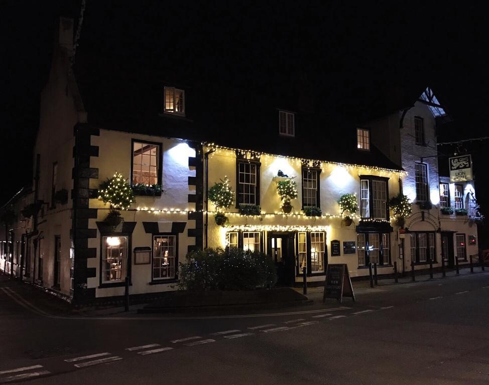 The Lion Hotel Buckden  Exterior foto
